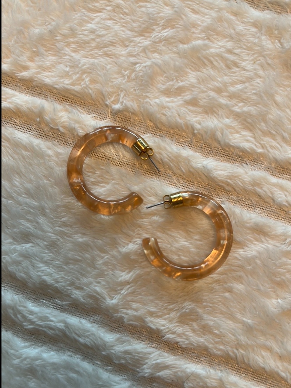 Sezane Resin Hoop Earrings - Women Jewelry